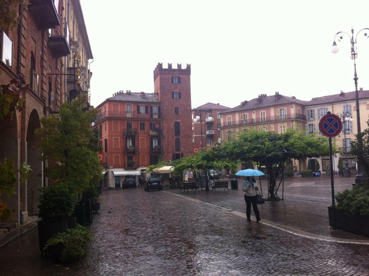 Appartamento In Centro Storico Asti Exterior photo